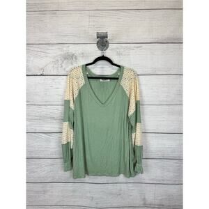 Haptics Plus Size Green Ribbed Eyelet Sleeve Spring Long Sleeve Top Size 2X
